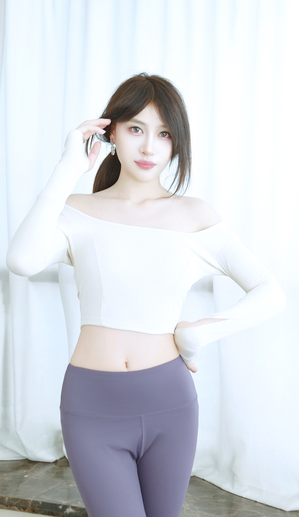 002.jpg
