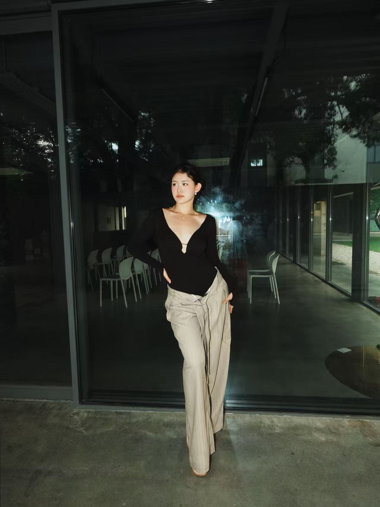 002.jpg